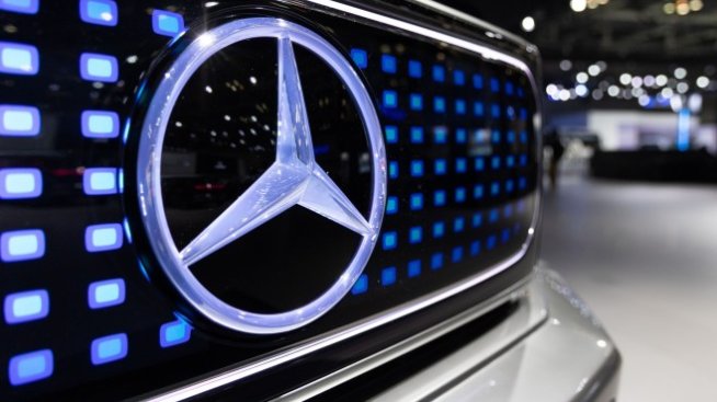 BMW и Сие искат да променят мнението на щатския Сенат за стимулите за е-коли