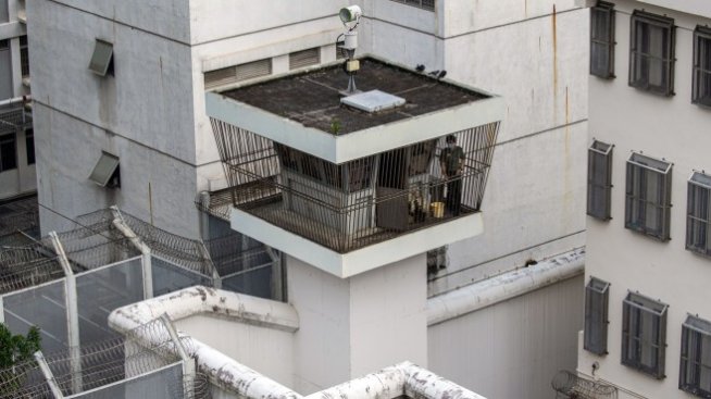 В китайската комунистическа система всеки е уязвим