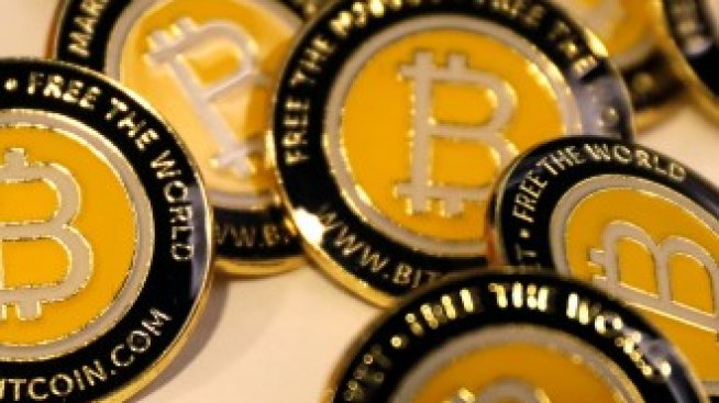 Биткойнът премина границата от 10 хил. долара