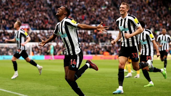 Футболни трансфери за над 5 млрд. евро в Европа разпалват бум на частния дълг