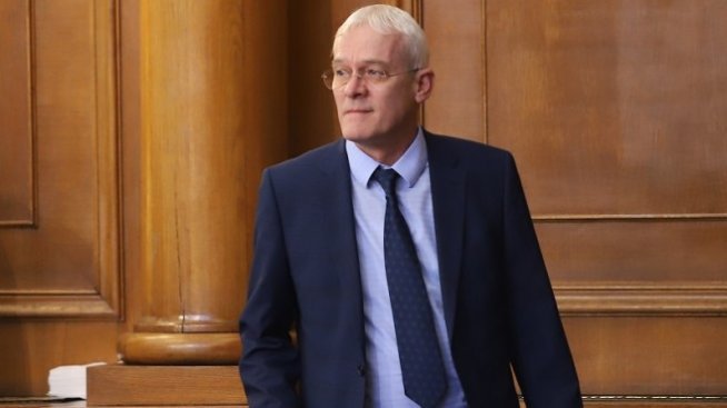 НЗОК: Няма технологична пречка за изписване на безплатни лекарства за COVID