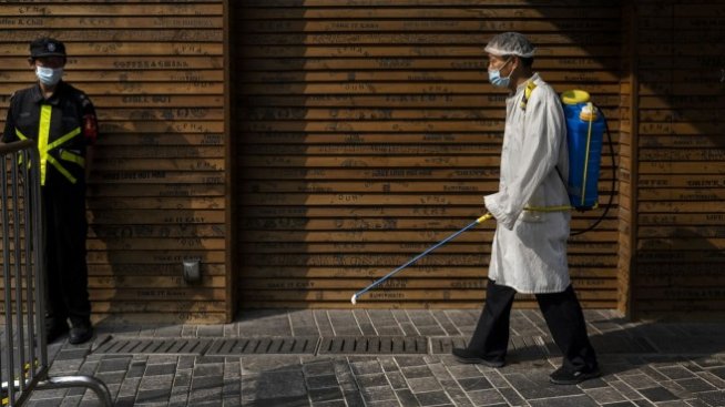 Китайската промишленост и потребление не отговориха на очакванията 