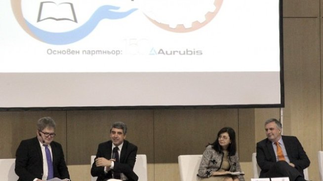 Калфин: Професионалното образование трябва да бъде престижно и добре платено