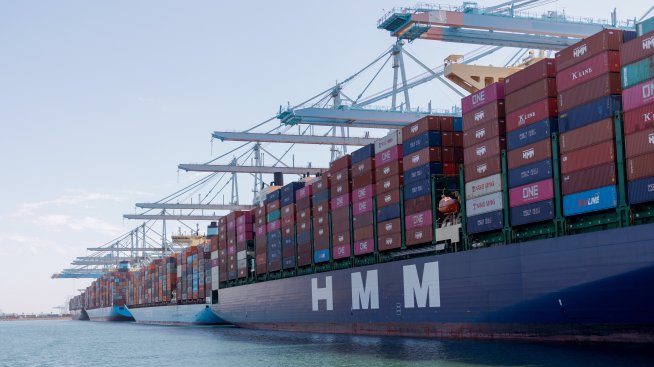 Китай защити ограниченията върху износа на редкоземни елементи като легитимни