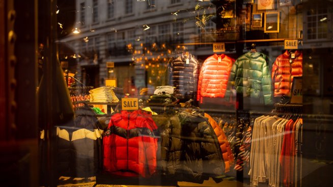 Superdry очаква по-слабо потребителско търсене тази година