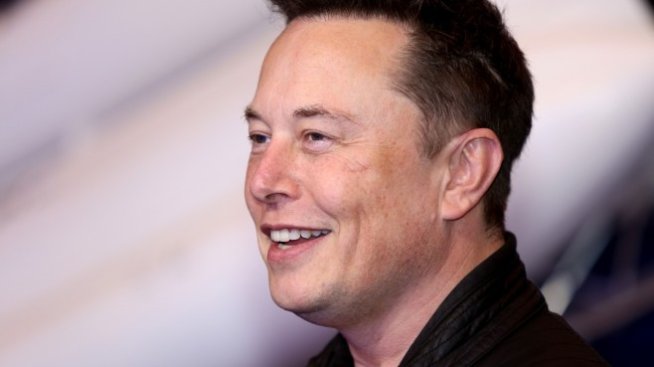 Полемичният Cybertruck на Tesla ще бъде изложен в Ню Йорк