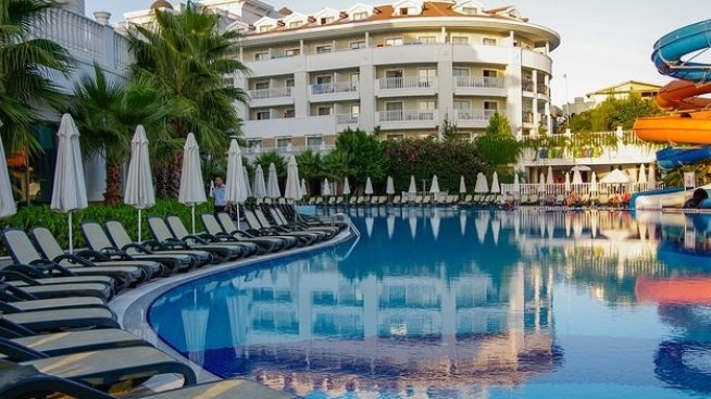 Приходите на хотелиерите от нощувки нарастват до 38 млн. лв. през април