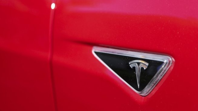 Продажбите на Tesla за първото тримесечие се оказаха под прогнозата