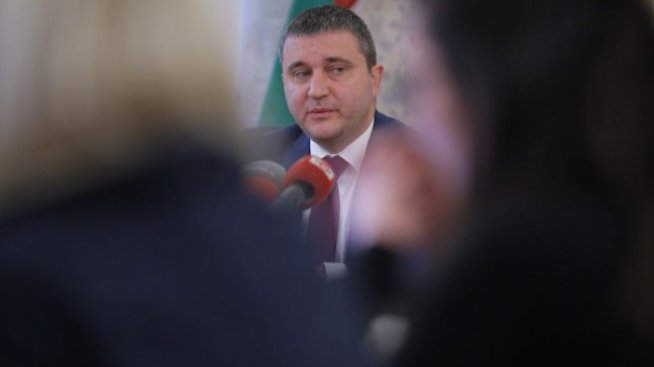 Горанов не отрече, че се е срещал с Божков