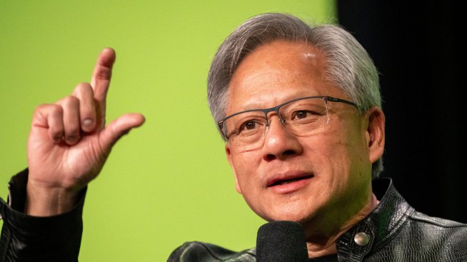 Шефът на Nvidia се раздели с 10 млрд. долара за ден