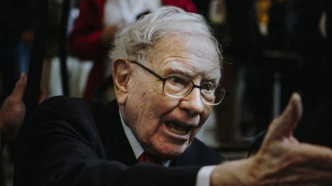 Японската инвазия на Бъфет е залагане на инфлация и волатилност