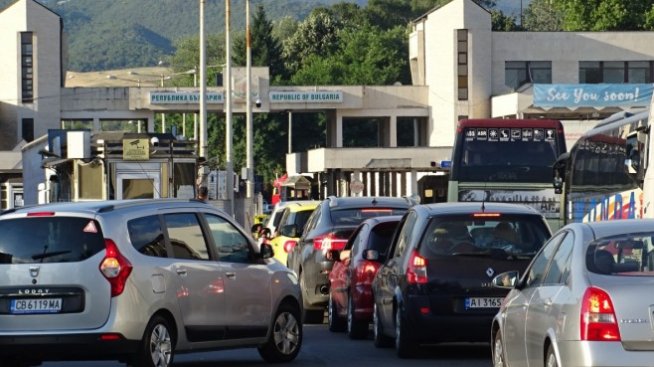 Превозвачи блокираха ГКПП Кулата заради коронавирусните мерки на Гърция