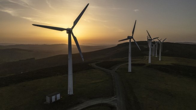 Фотоволтаиците и вятърните перки ще продължат да поевтиняват въпреки рестрикциите