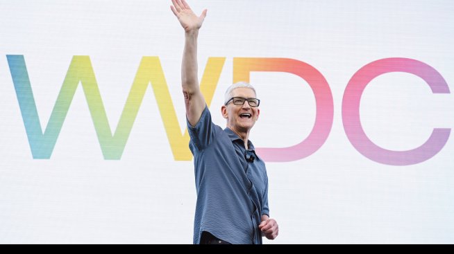 Как Тим Кук избегна катастрофата на Apple тази година?