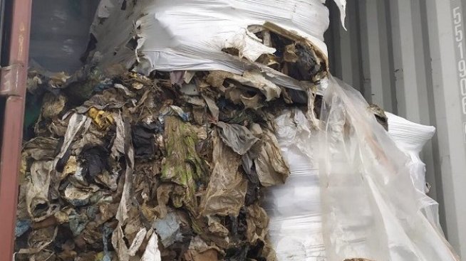 Евдокия Манева: Общ отпадък се депонира само в страната по произход