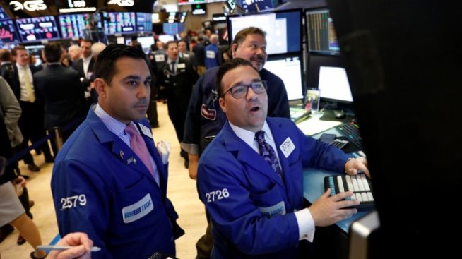 Геополитическото напрежение понижи Dow с над 220 пункта*