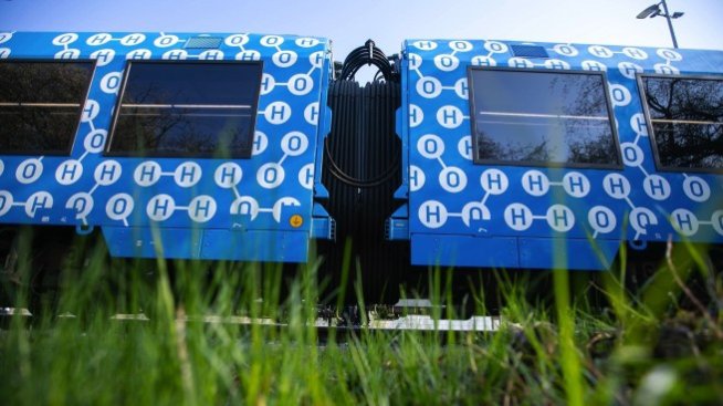 Каква е ролята на образованието в устойчивото развитие на транспорта и енергетиката