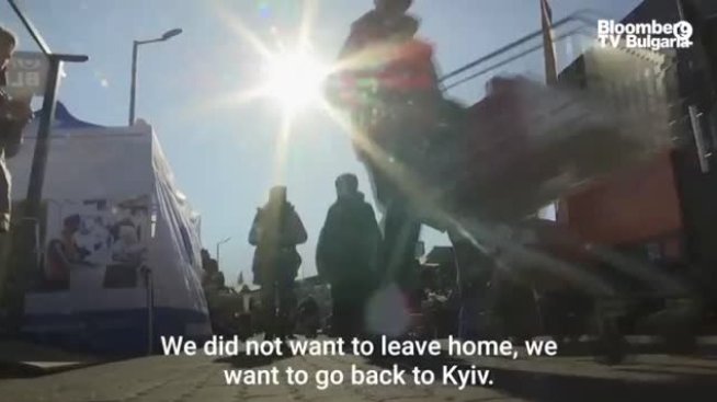 Притокът на украински бежанци към Полша продължава