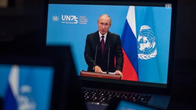 Путин похвали руската ваксина срещу коронавируса 