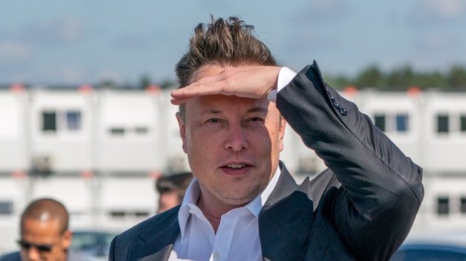 Мъск обещава Tesla за 25 хил. долара
