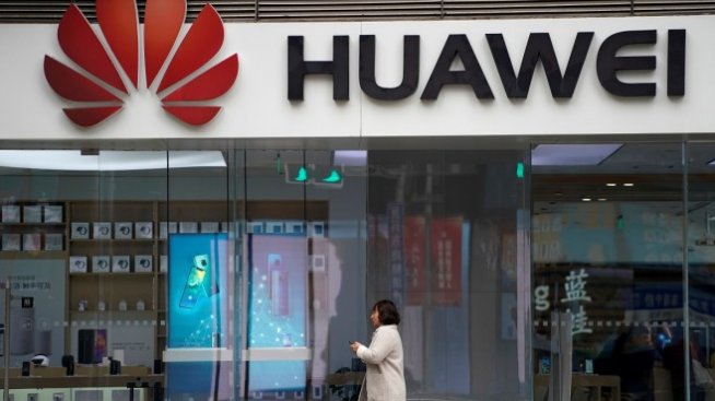 Разузнаването в Норвегия предупреди за опасност от технологиите на Huawei