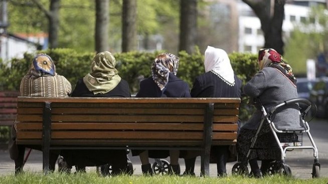 Иновативен проект включва технологиите в проучване за нуждите на възрастните хора