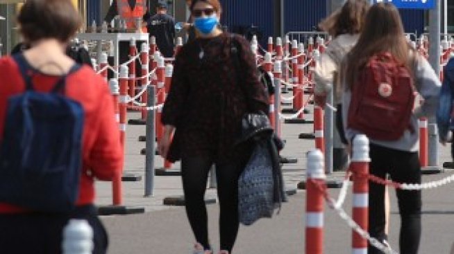 Потребителските нагласи в Германия се подобряват леко през май