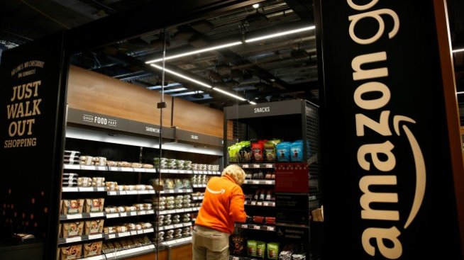 Amazon разширява веригата си от безкасови супермаркети през 2020 г.