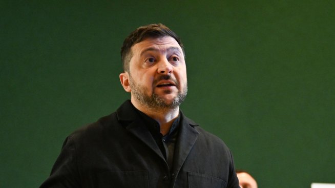 Зеленски предупреди Лукашенко, че има седмица да изтегли руско оборудване от Беларус