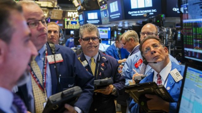 Wall Street се опитва да се задържи на положителна територия*