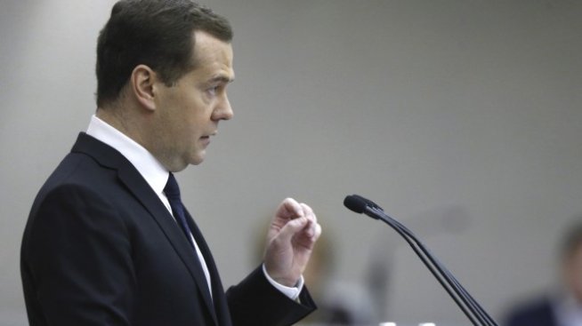 Медведев: Руската икономика се приспособява към неблагоприятните външни условия