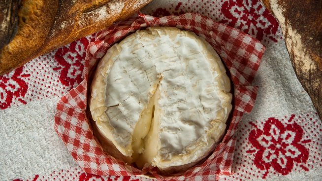 Заплашено ли е от изчезване едно от най-знаковите френски сирена?