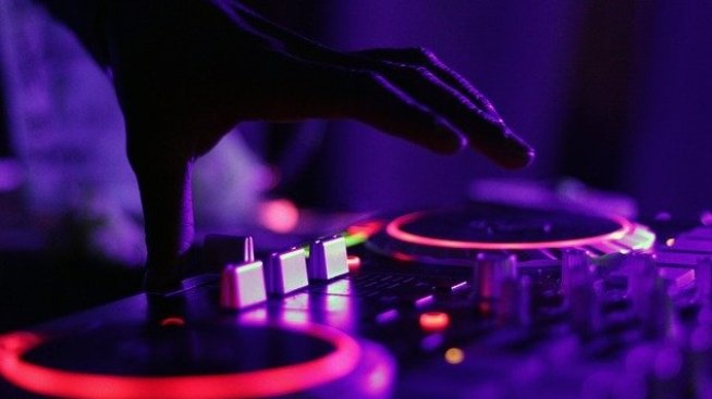 Goldman: Музикалната индустрия почти ще удвои приходите си до края на десетилетието