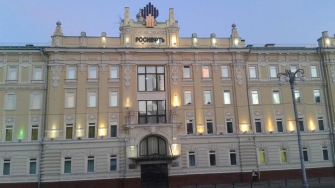 "Роснефт" ще помага на "Газпром" да устои на натиска на втечнения газ в Европа