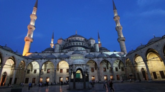 Атентатът в Истанбул като заплаха и за туристическия сектор на Турция