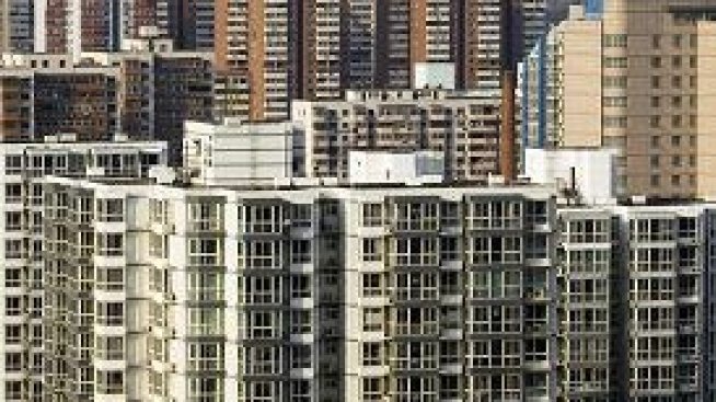 Високите цени на имотите удрят средната класа в Китай