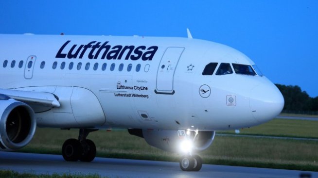 Германската държава свива дела си в Lufthansa до по-малко от 10%