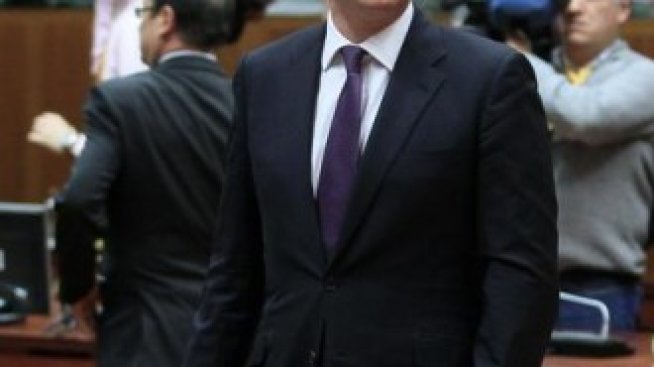 Камерън настоява за допълнително орязване на бюджета на ЕС