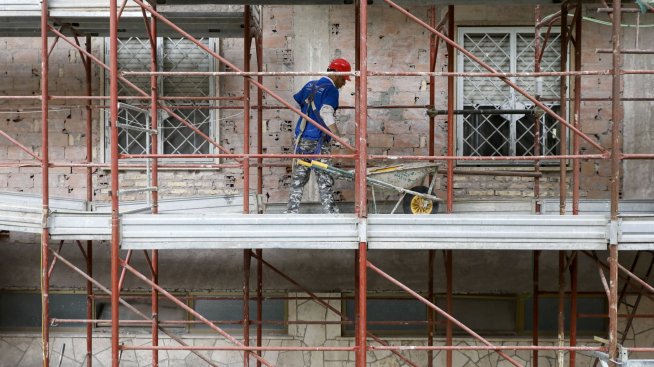 Италия удължава полемичната помощ за ремонти на жилищата и през 2024 г.