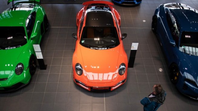 Моделите на Porsche се обезценяват най-бавно сред премиум марките