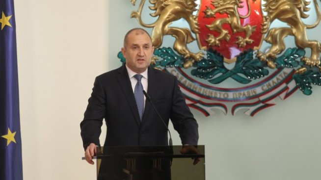 Румен Радев: Парламентът не е тържище