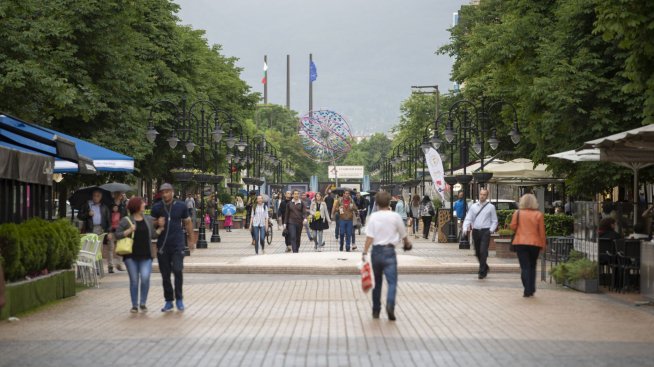 България пада до 57-мо място в индекса за демокрацията за 2022 г.