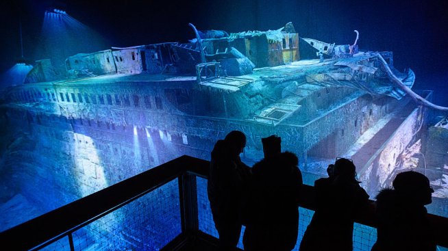 Как потъването на "Титаник" го превърна в машина за пари