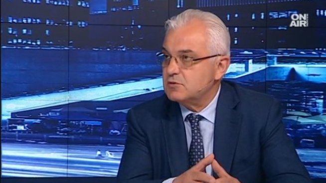 Четирима народни представители от "Атака" напускат "Обединени патриоти"