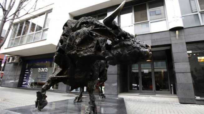 Неохим срещу Трейс – битката за влизане в SOFIX продължава