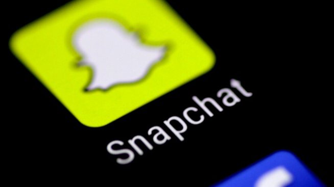 Шефът на Snap е продал акции за първи път след IPO-то