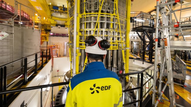 Франция отлага целта да добави нов ядрен реактор до 2038 г.