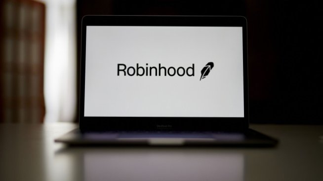 Robinhood набра спешно 1 млрд. долара 