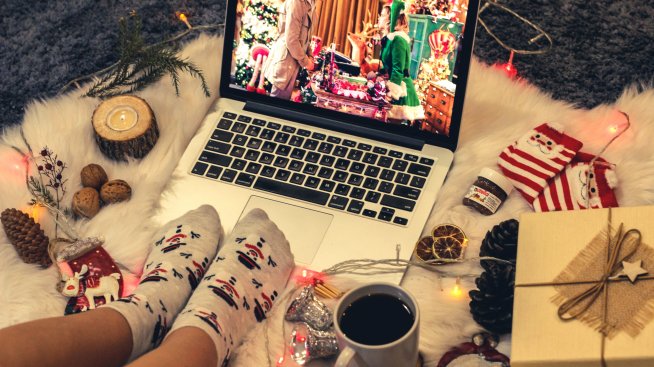 Графика на деня: Най-печелившите коледни филми за всички времена