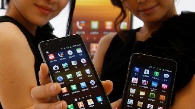 Samsung Galaxy S II с рекорден брой предварителни поръчки